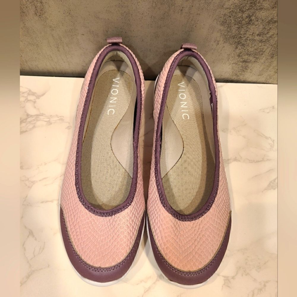 VIONIC Sky Sena Lilac Slip On Sporty Flats Comfort Orthotic | 7.5